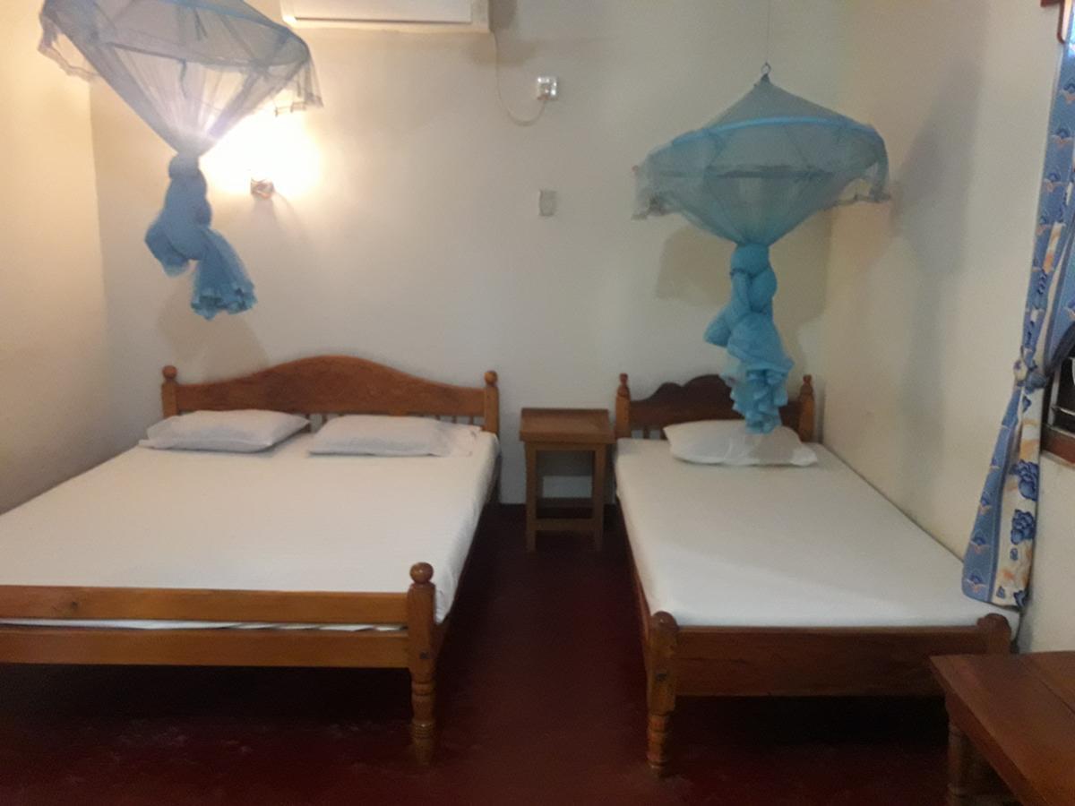 New Land Guest House Batticaloa Exteriör bild