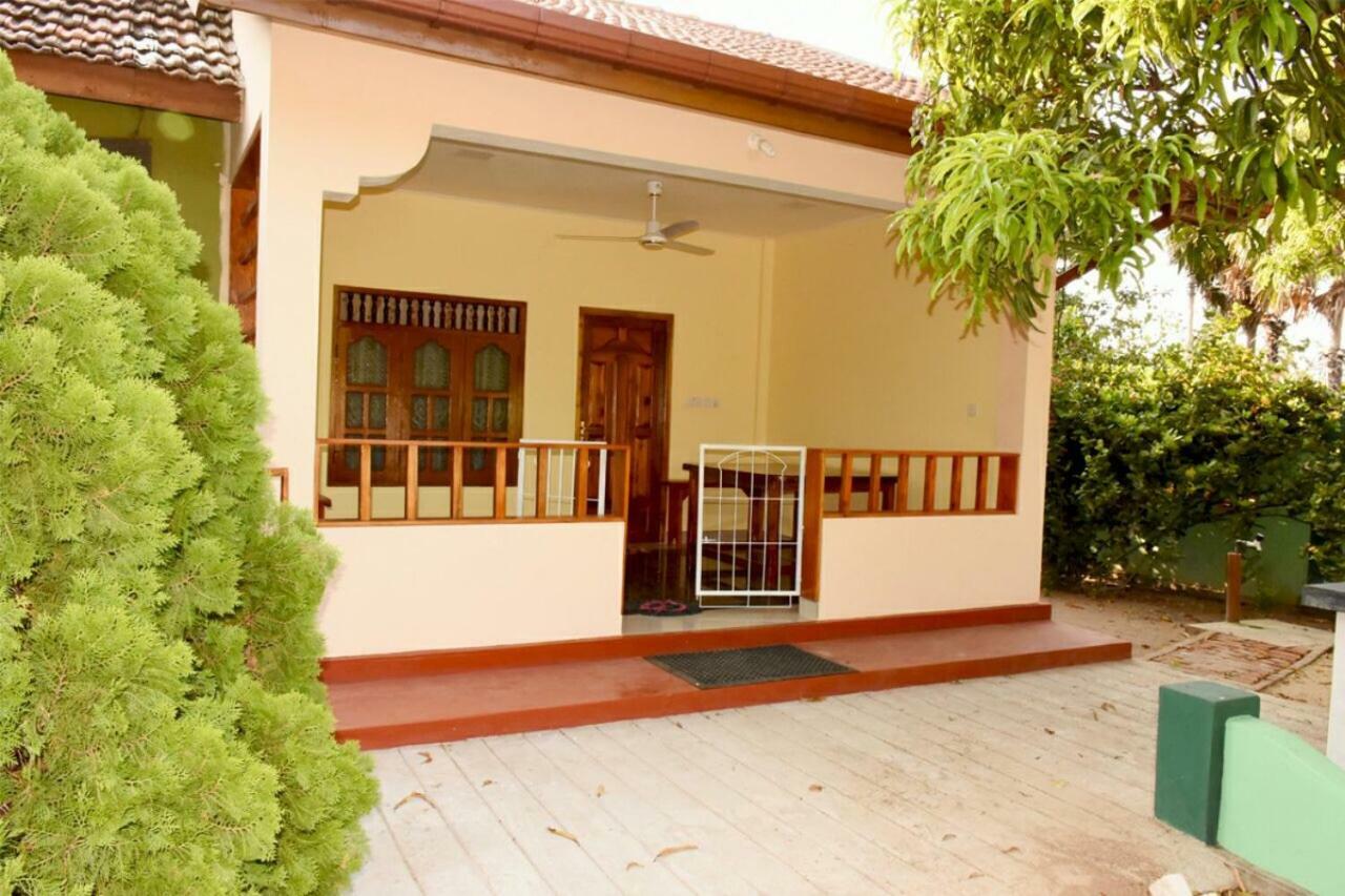 New Land Guest House Batticaloa Exteriör bild